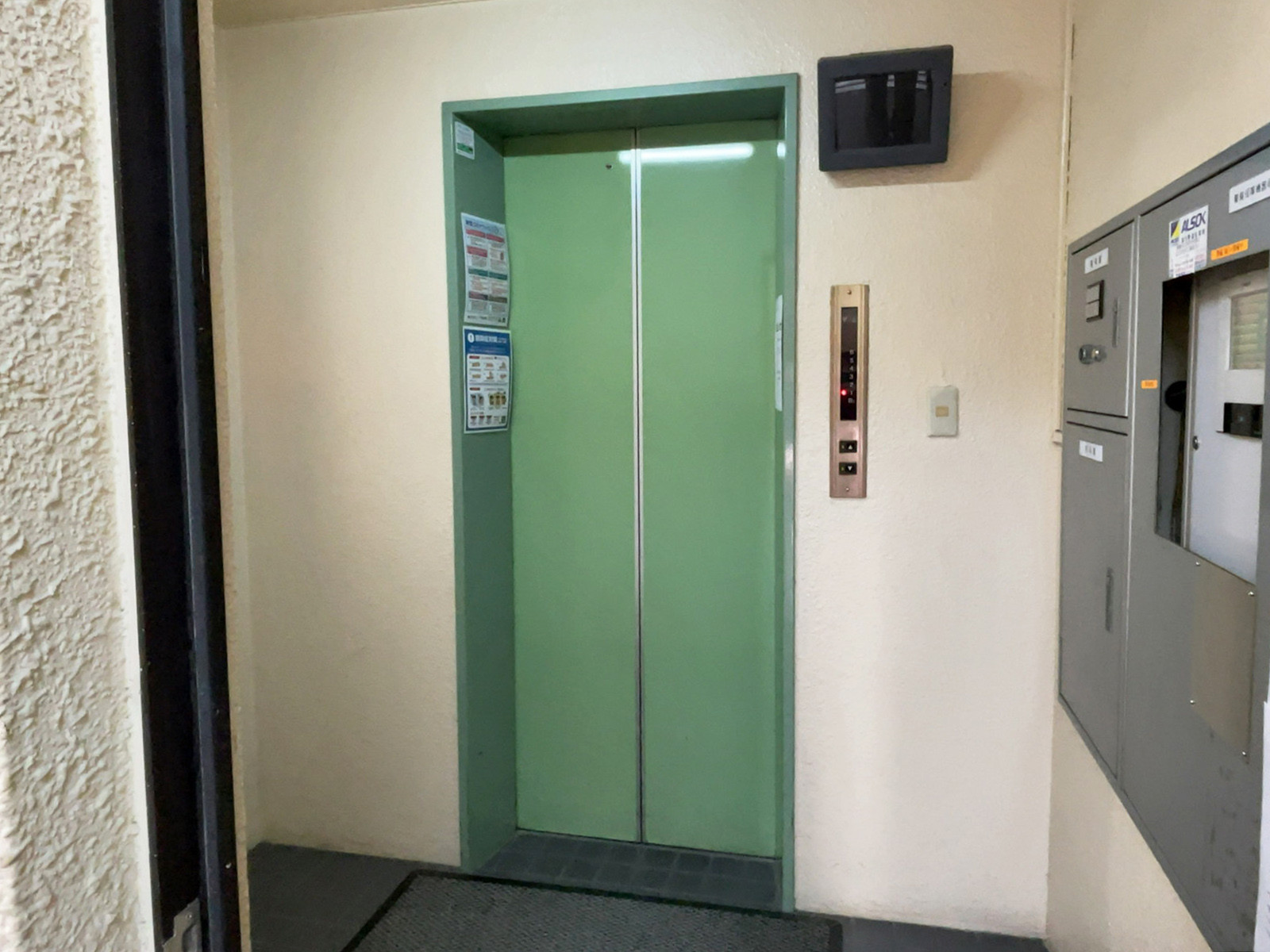 エレベーター