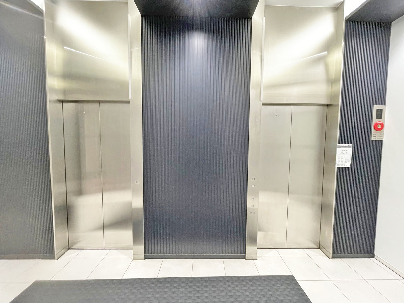 エレベーター(2基)