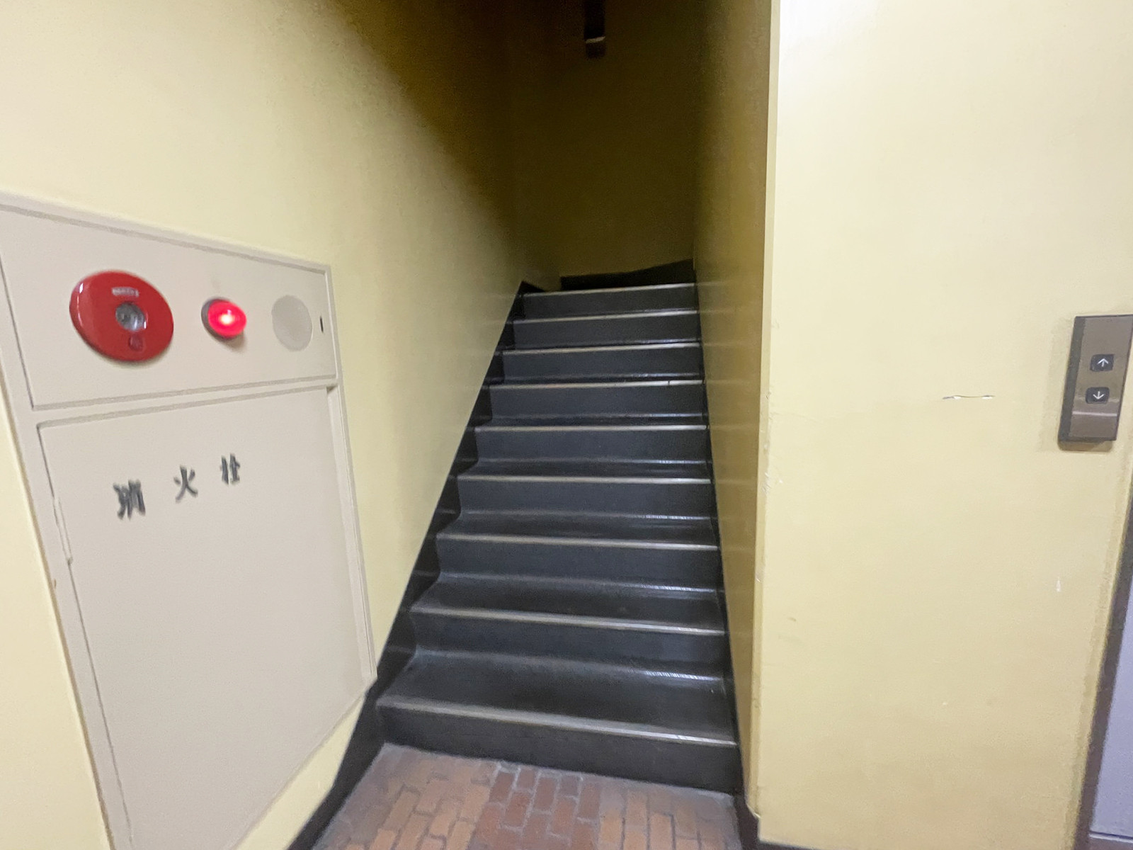 内階段