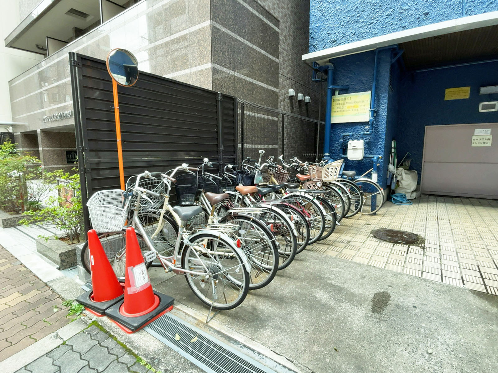 駐輪場