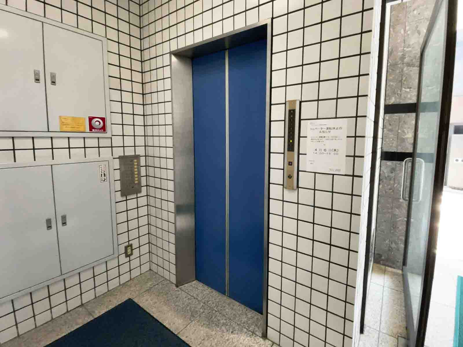 エレベーター（1基）