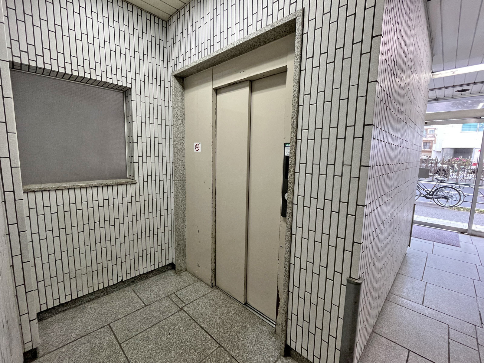 エレベーター