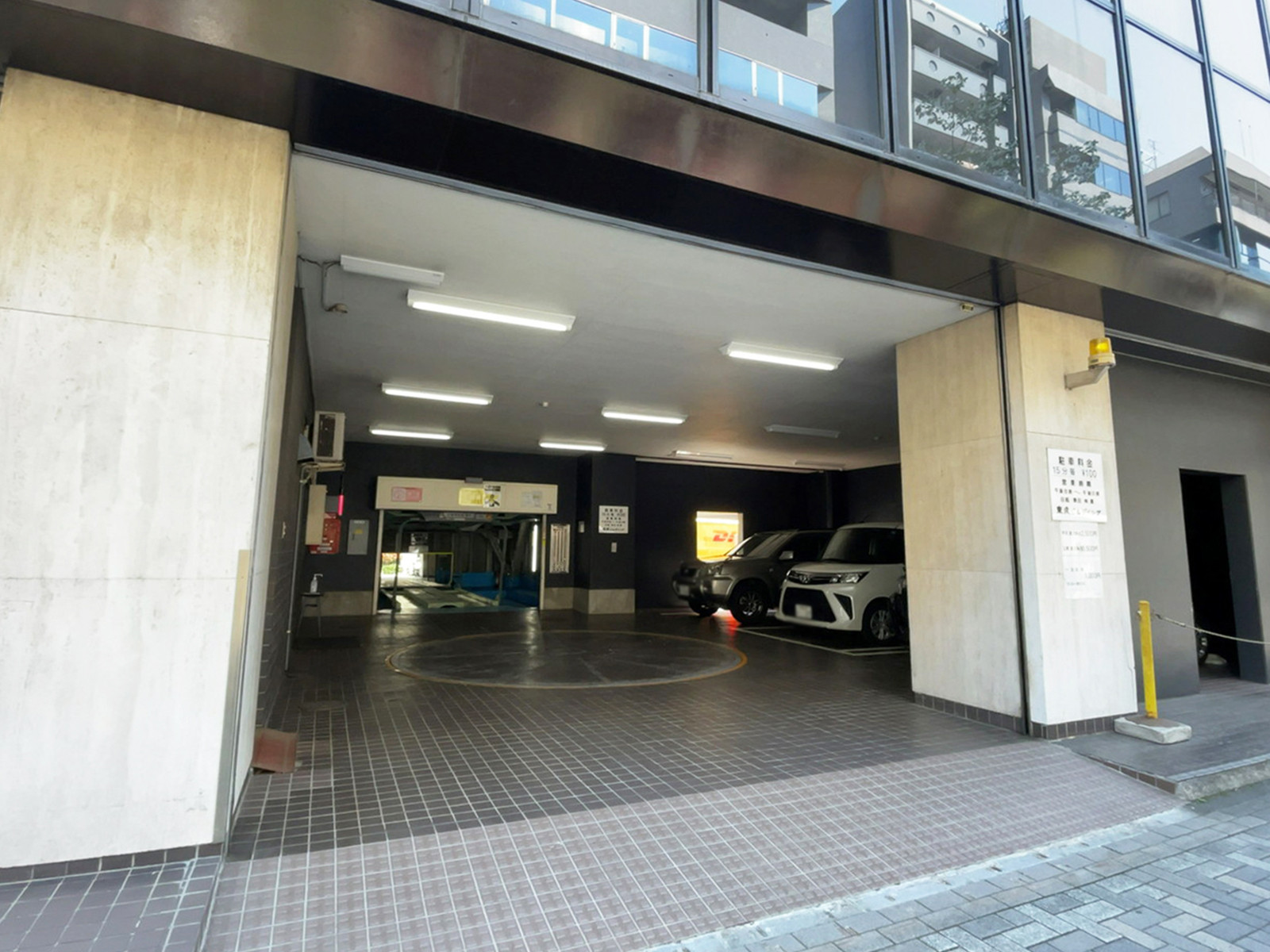 駐車場