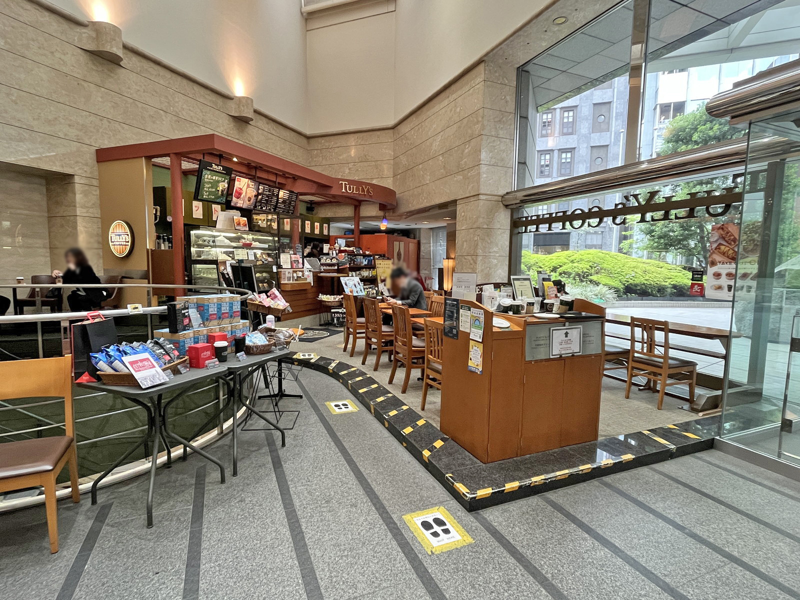 1階のタリーズ芝NBFタワー店