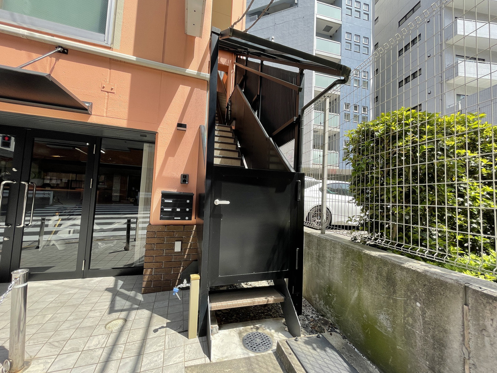 物件出入口