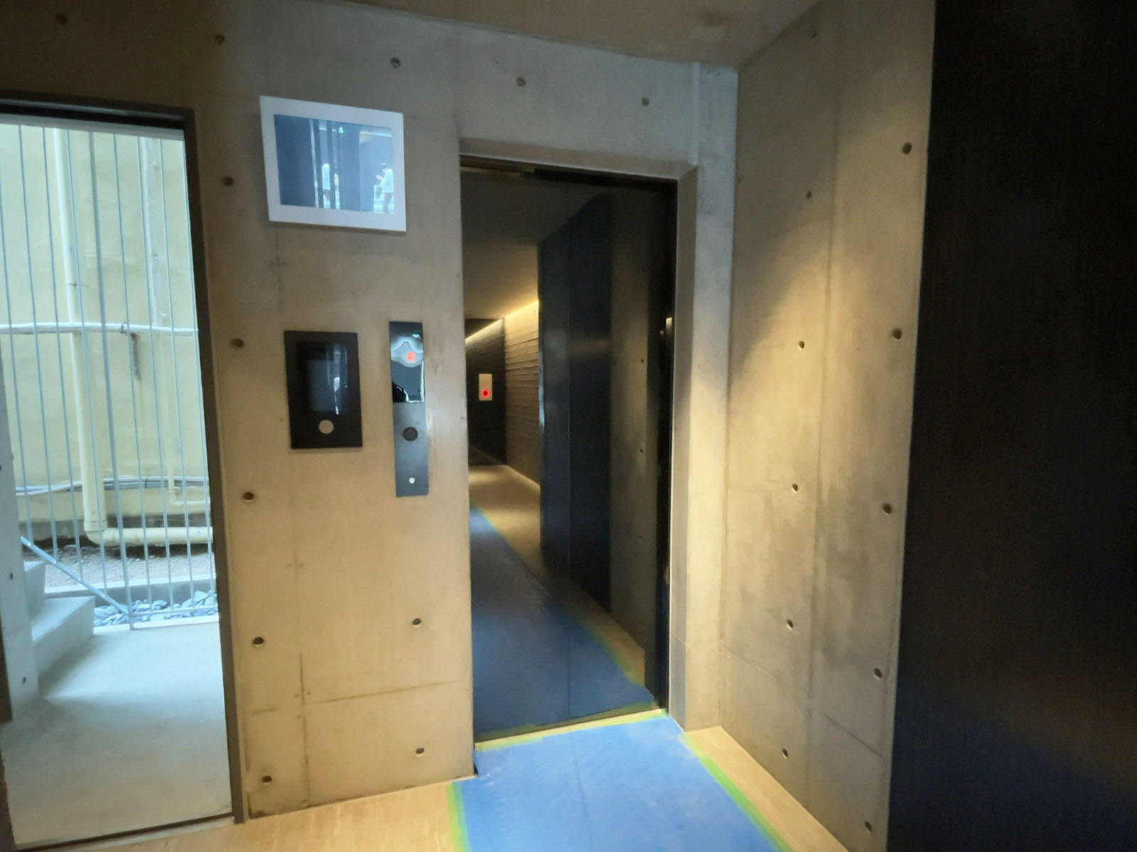 エレベーター(1基)