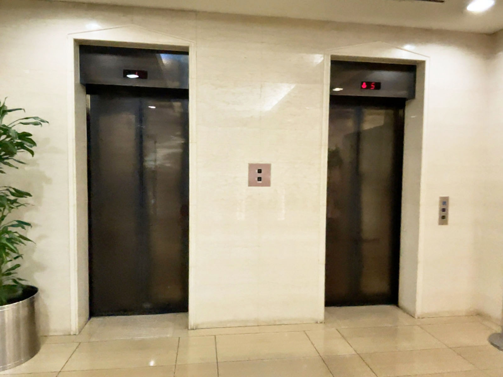 エレベーター