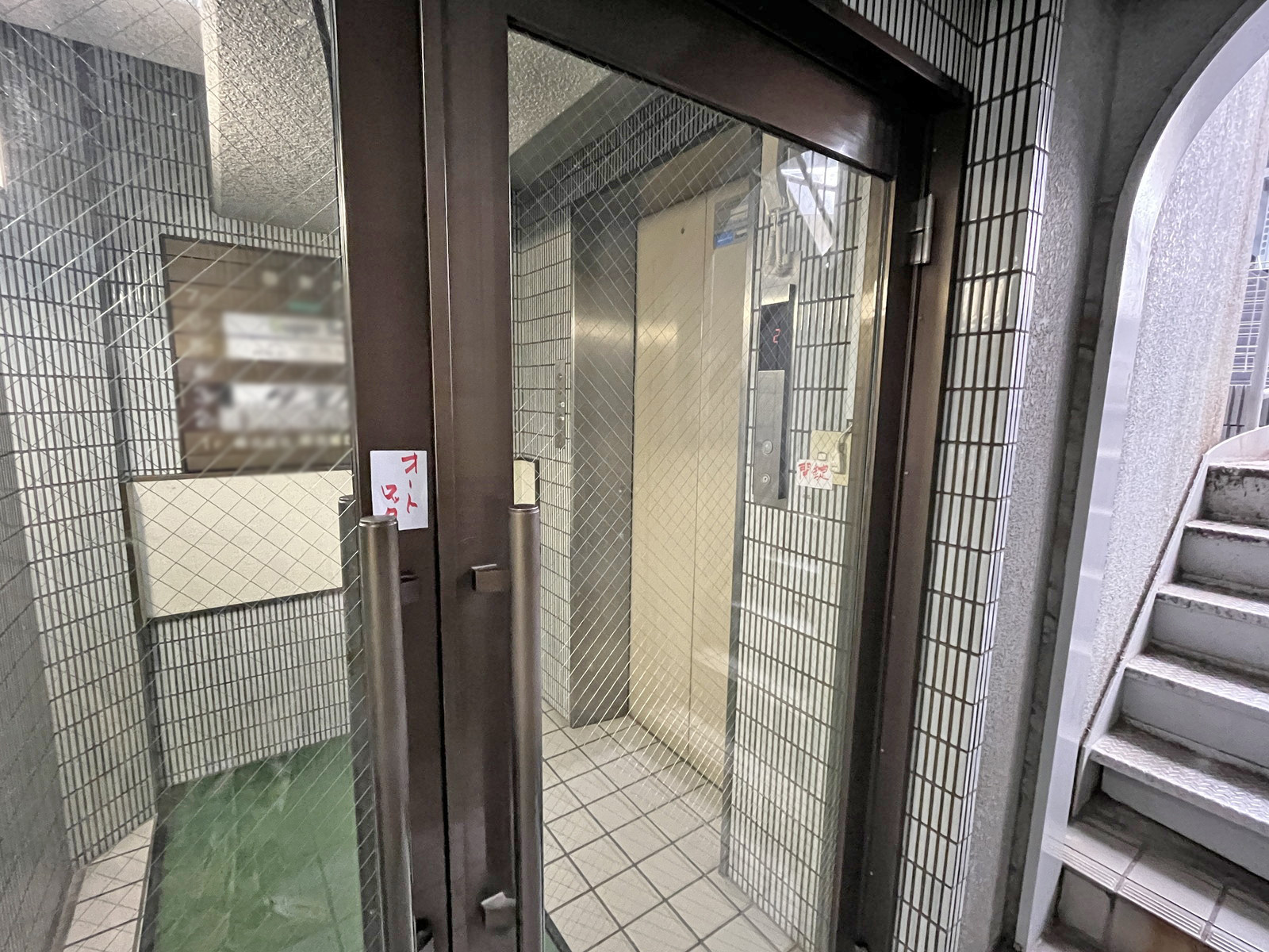 エレベーター