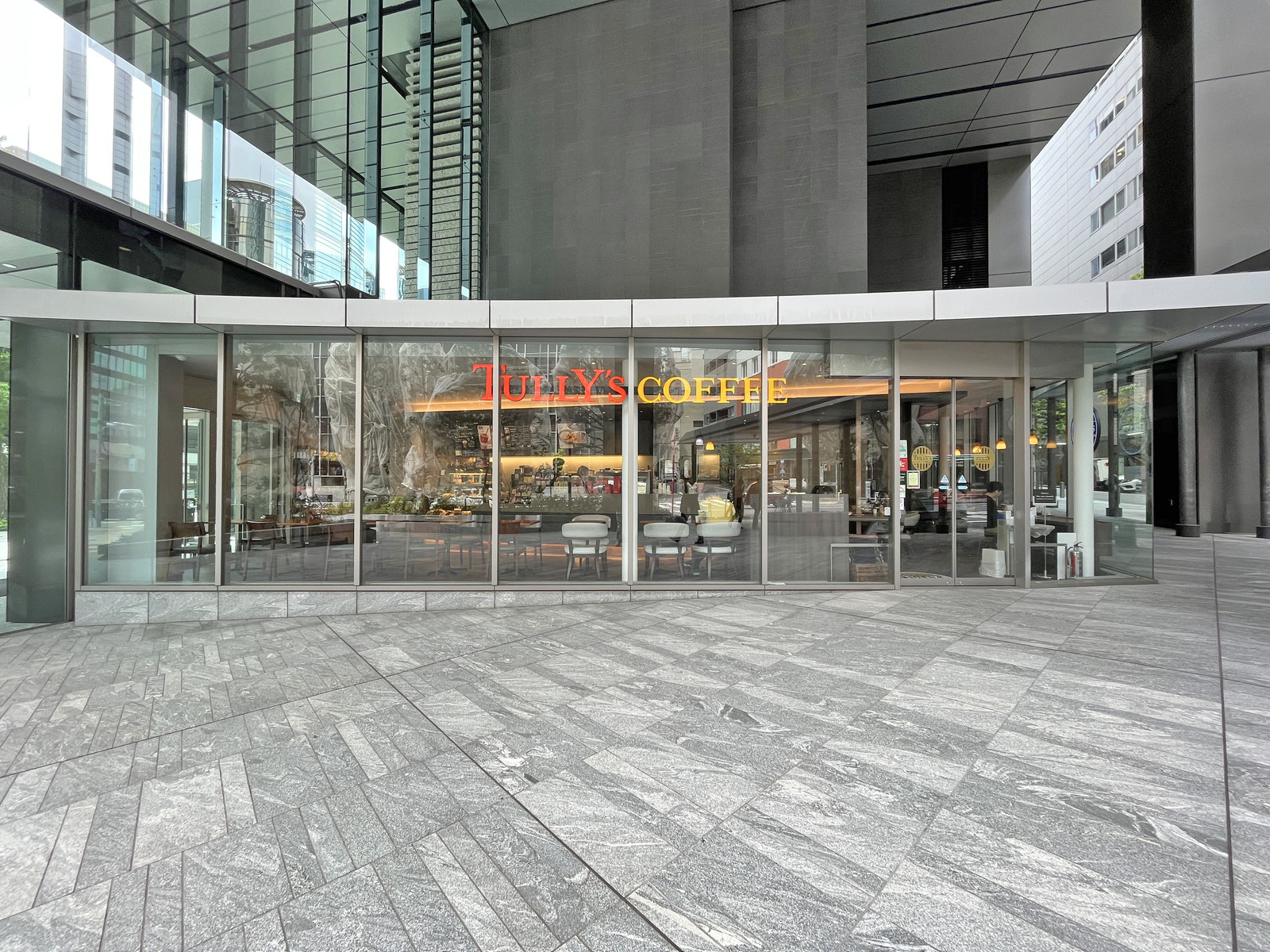 1階のタリーズ渋谷ソラスタ店