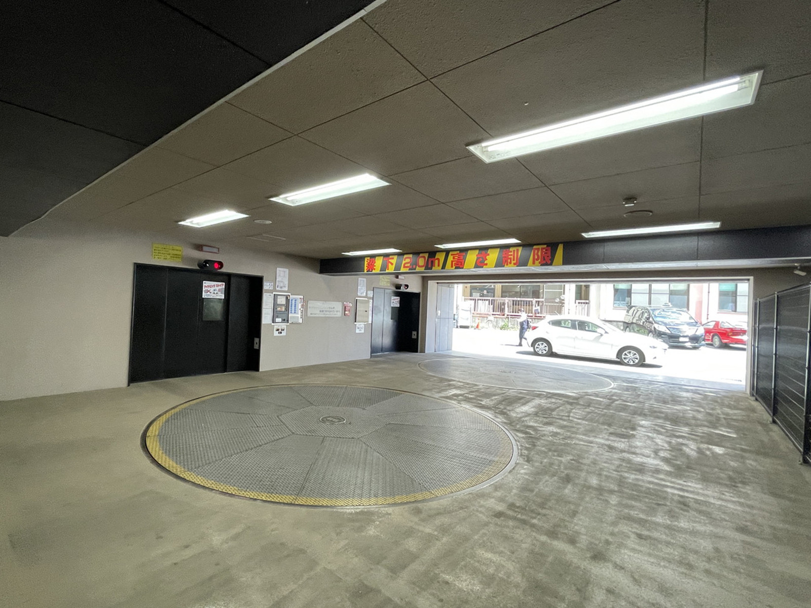 駐車場