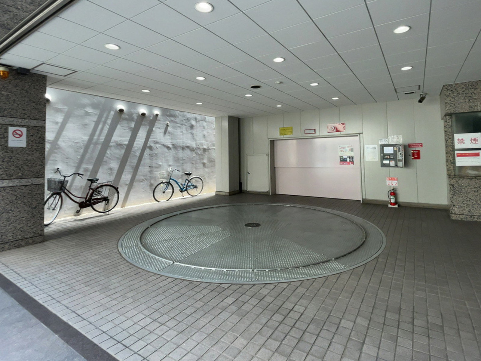 駐車場