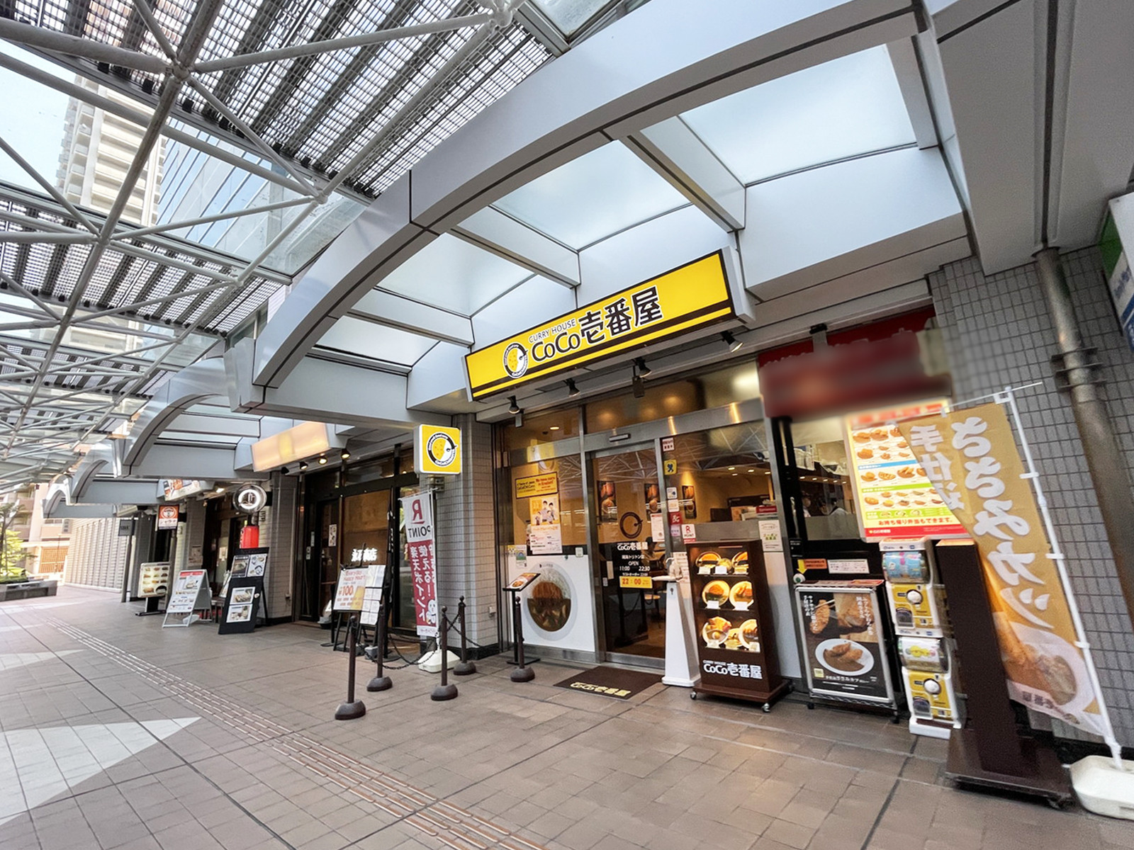 2階の飲食店エリア