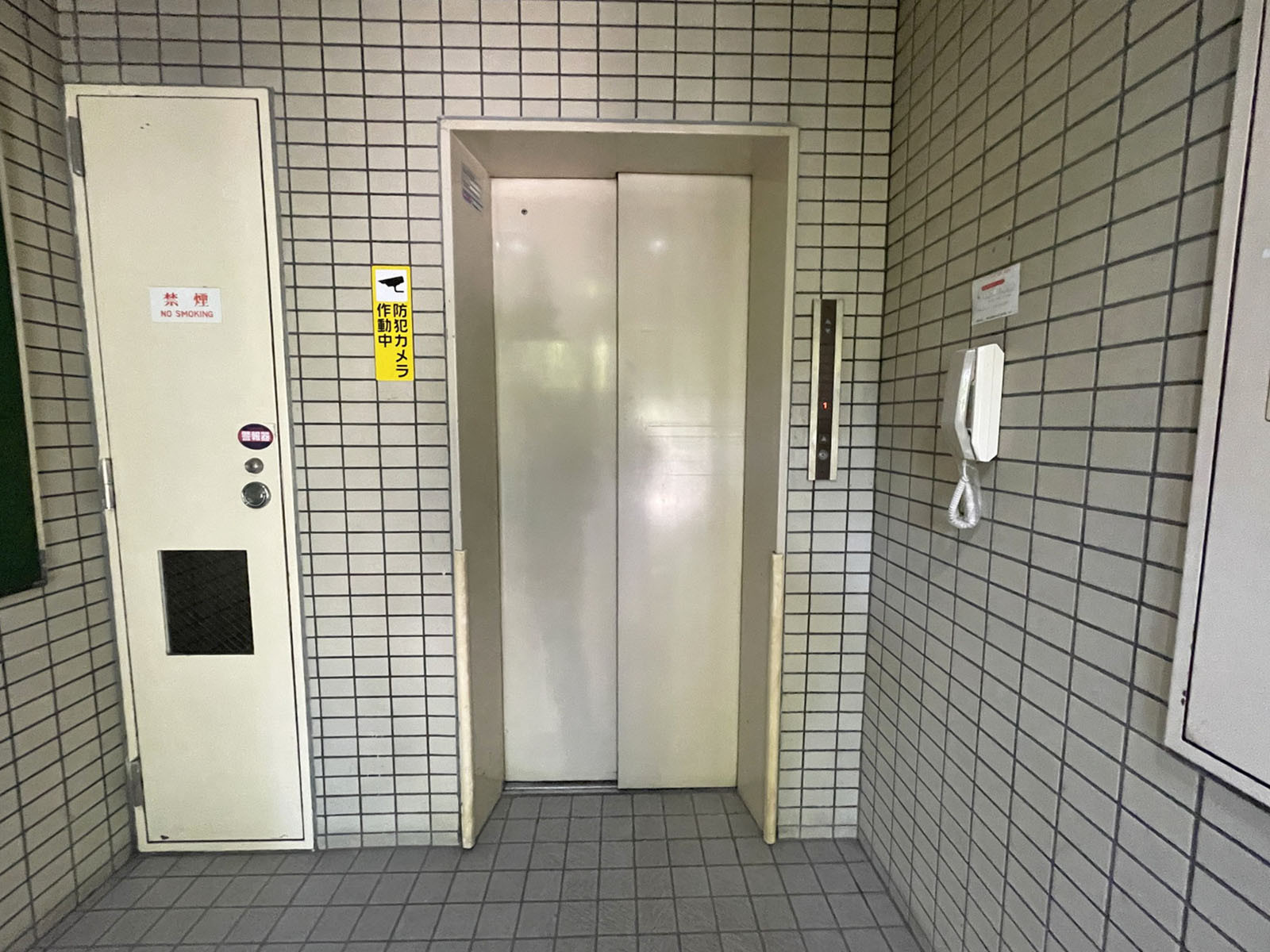 エレベーター