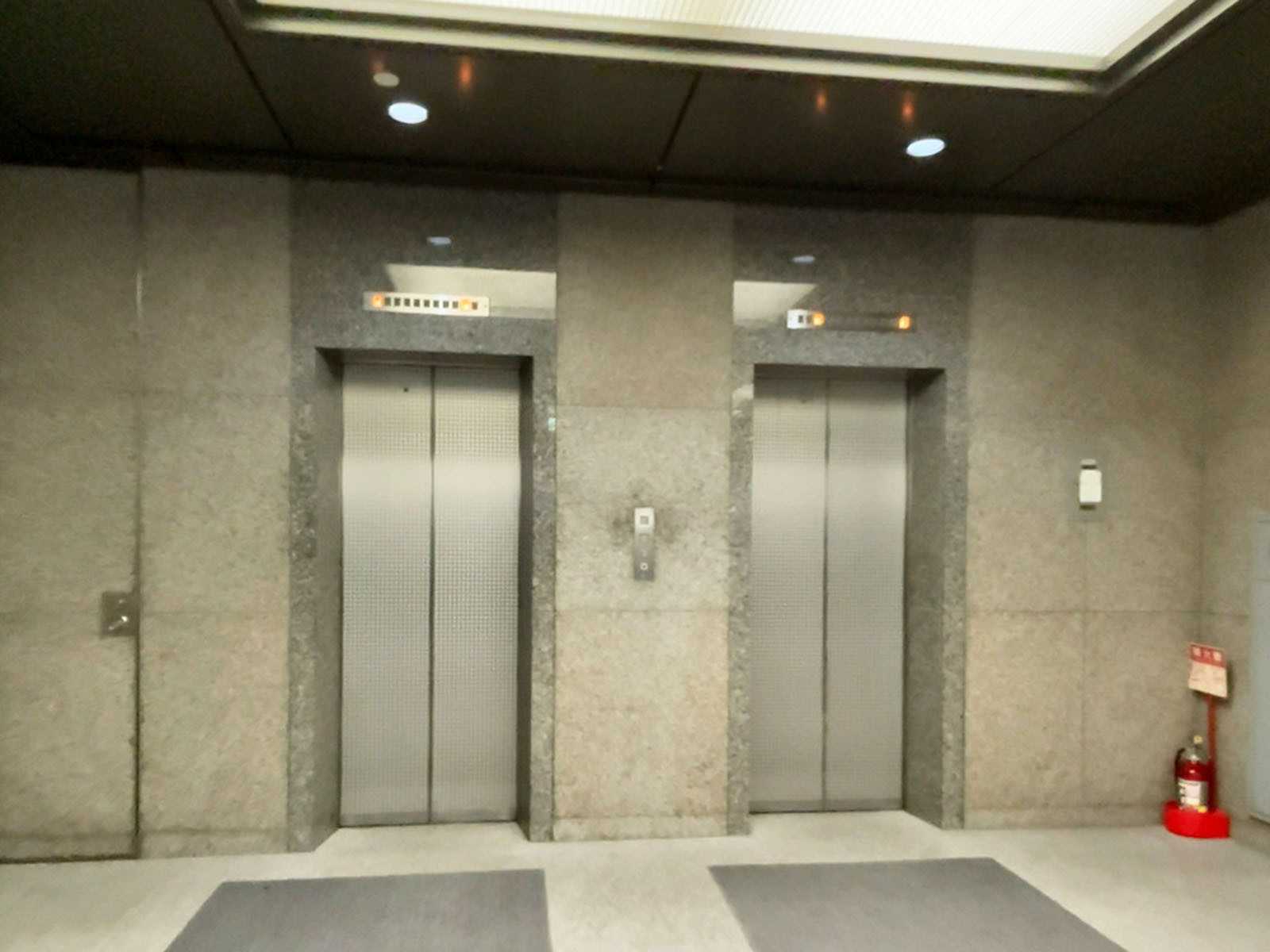 エレベーター