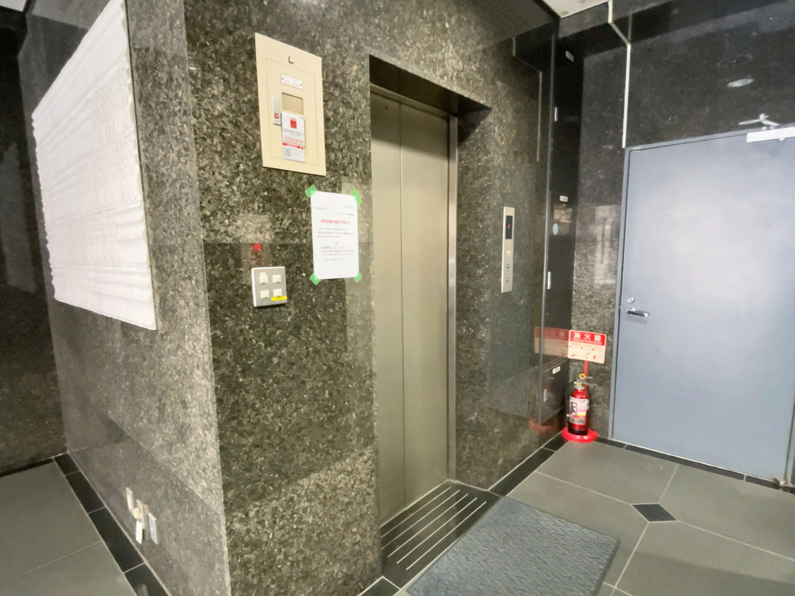 エレベーター