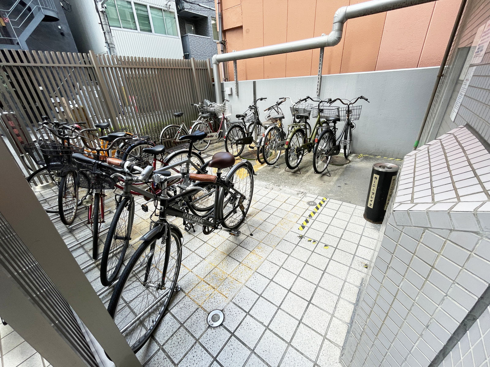 駐輪場