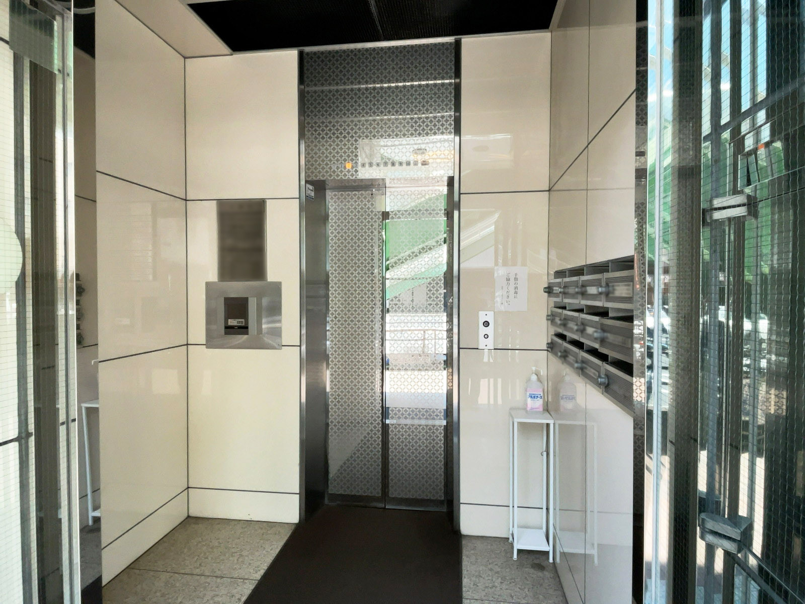 エレベーター(1基)