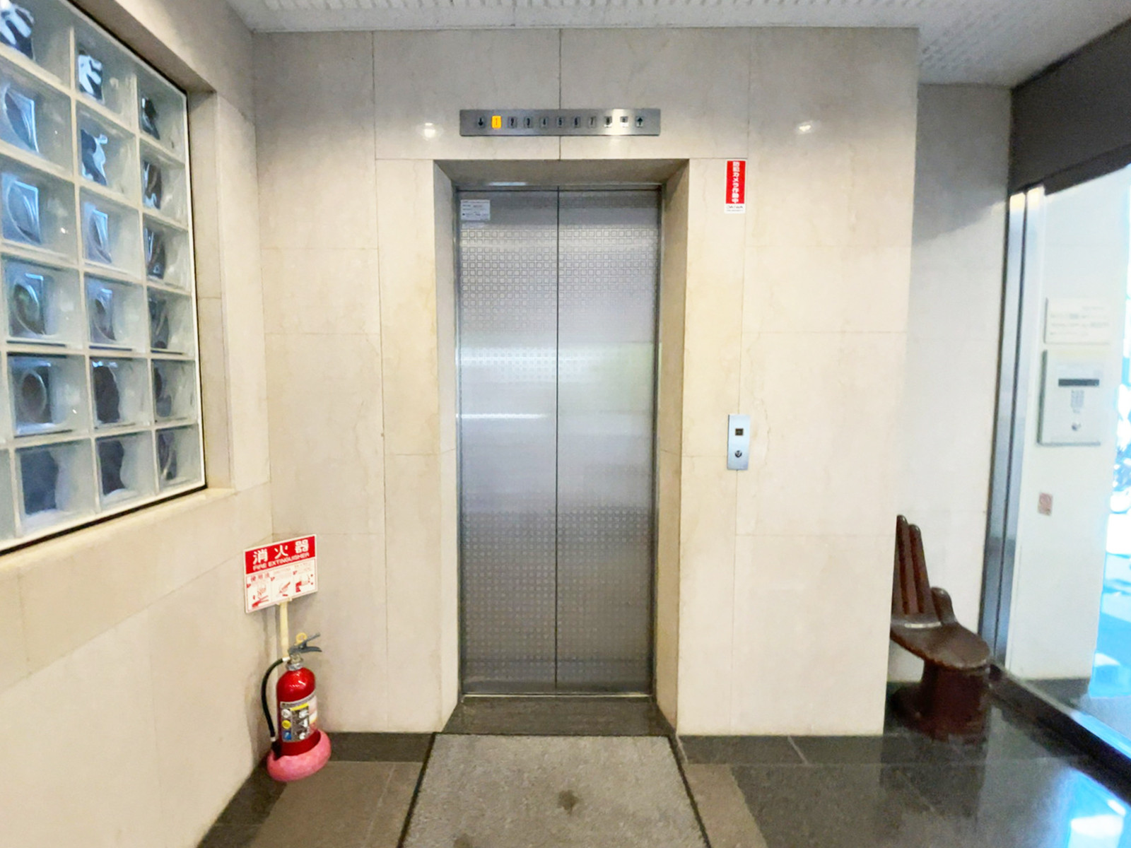 エレベーター