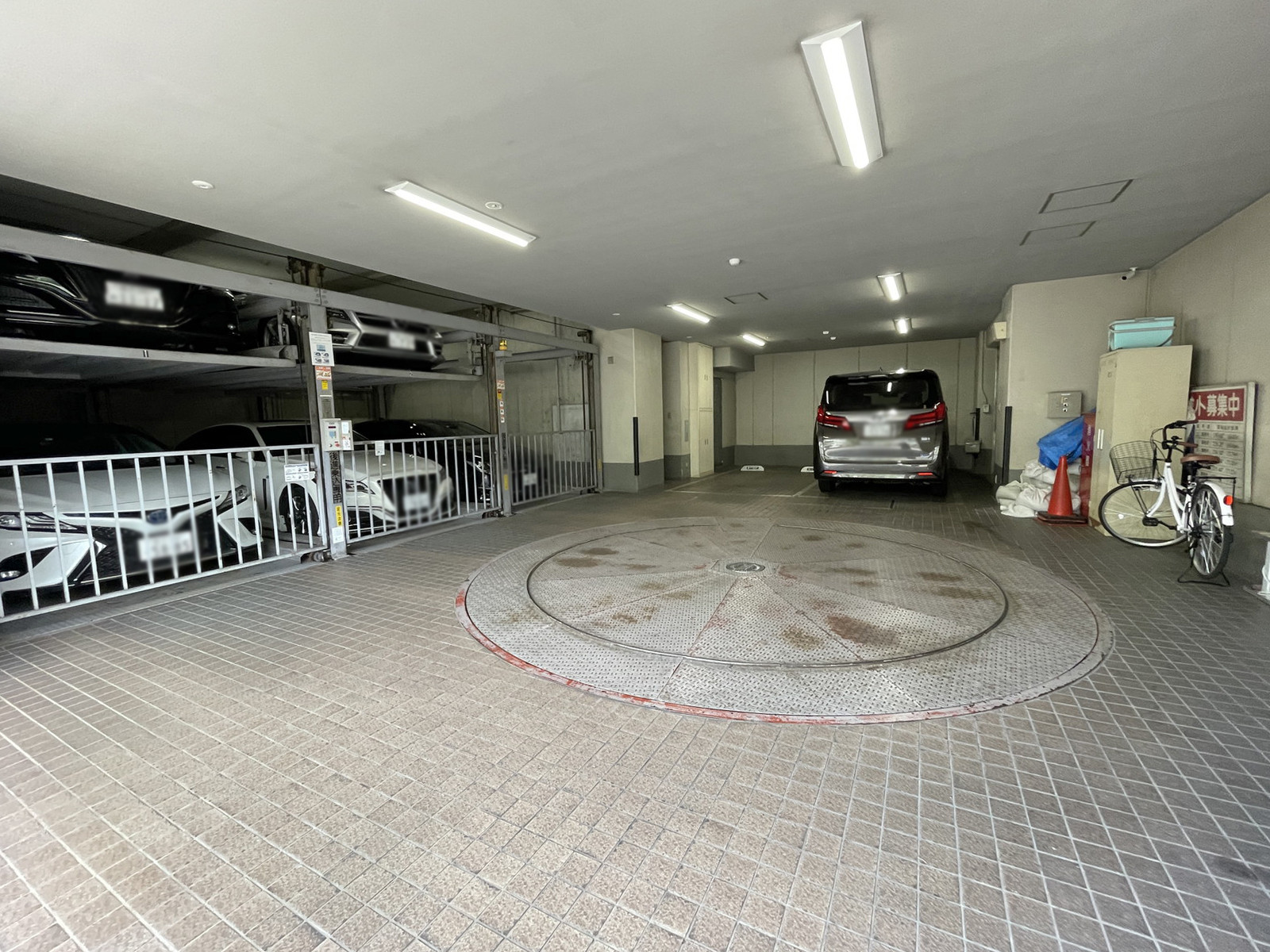 駐車場