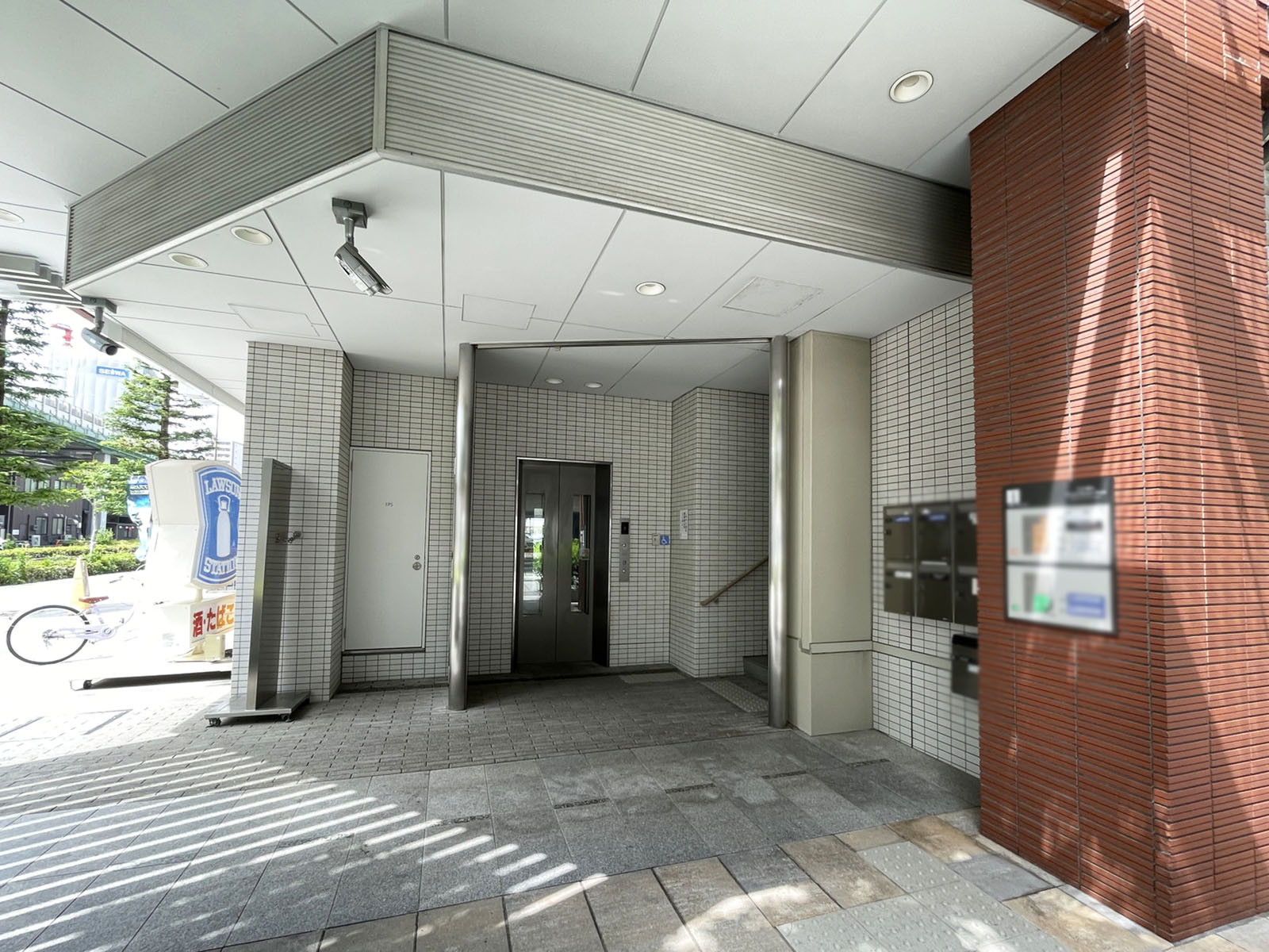 エントランス