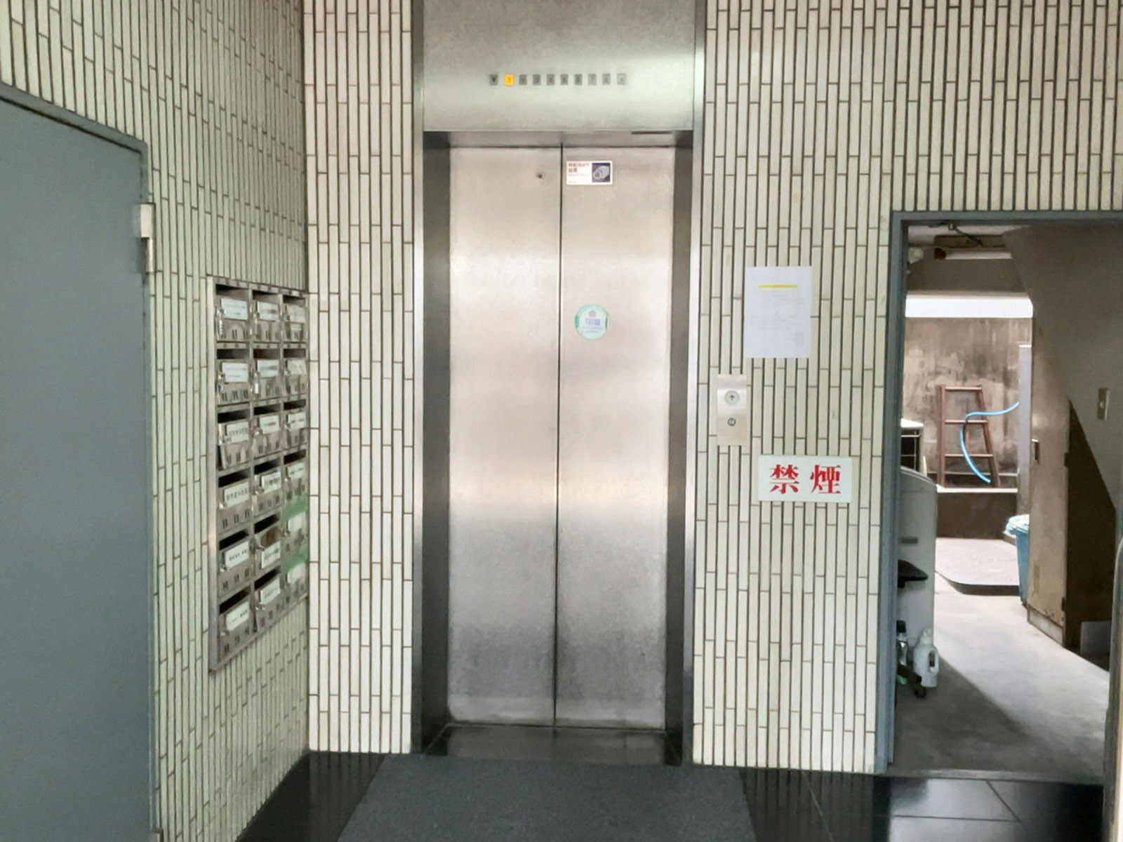 エレベーター