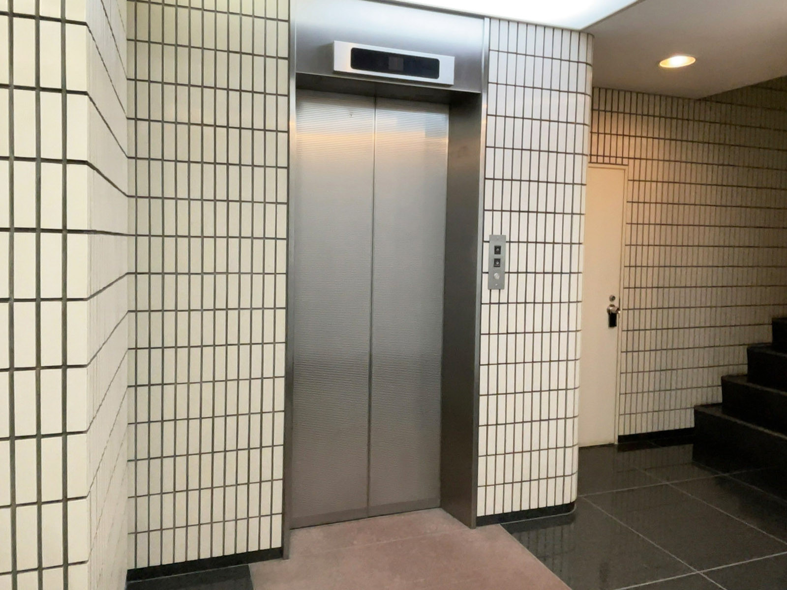 エレベーター