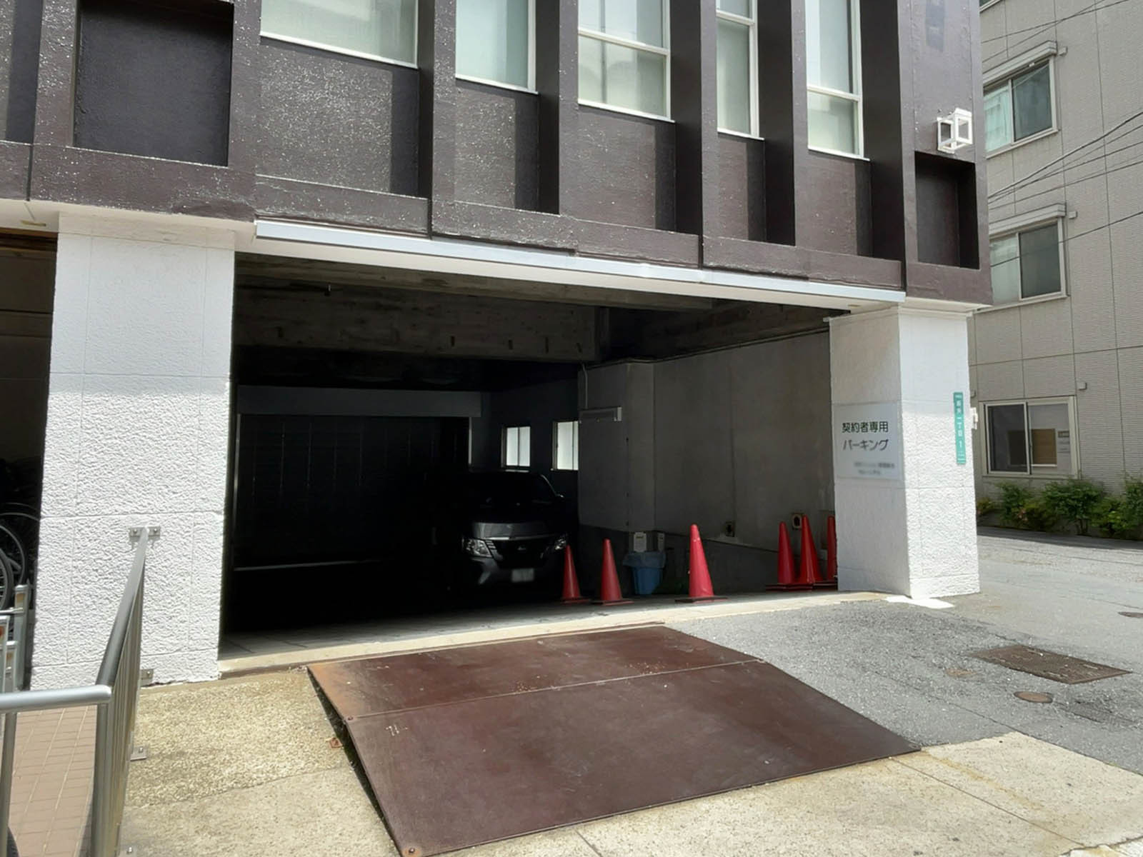 駐車場