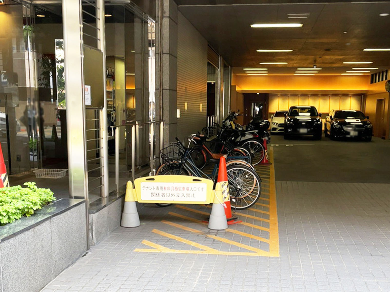 駐輪場