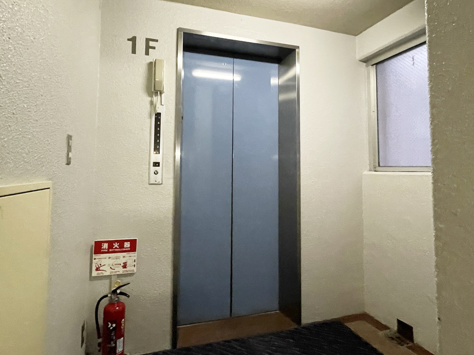 エレベーター