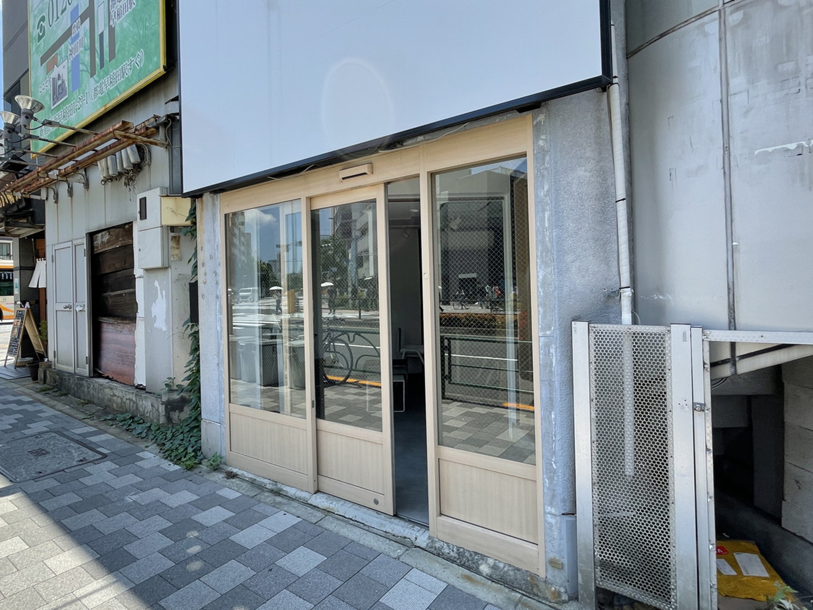 物件出入口