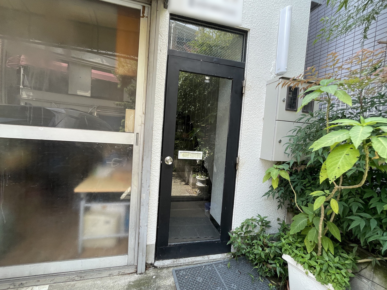 物件出入口