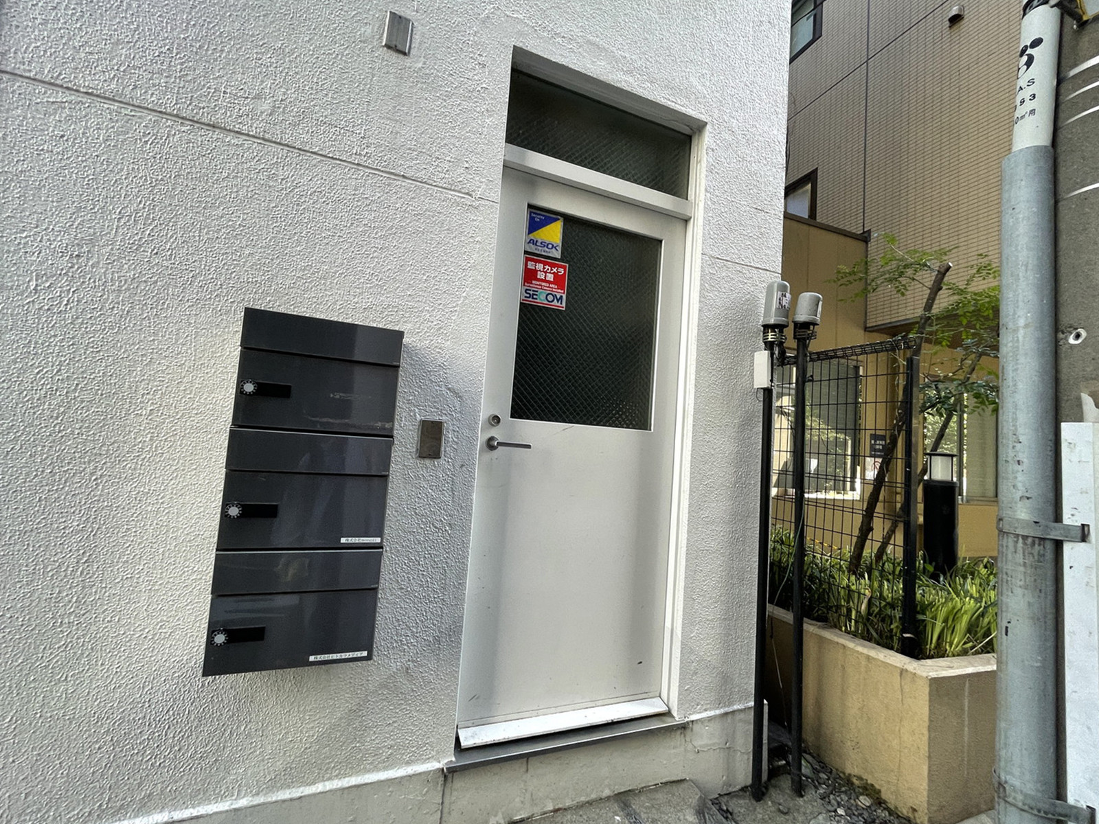 物件出入口