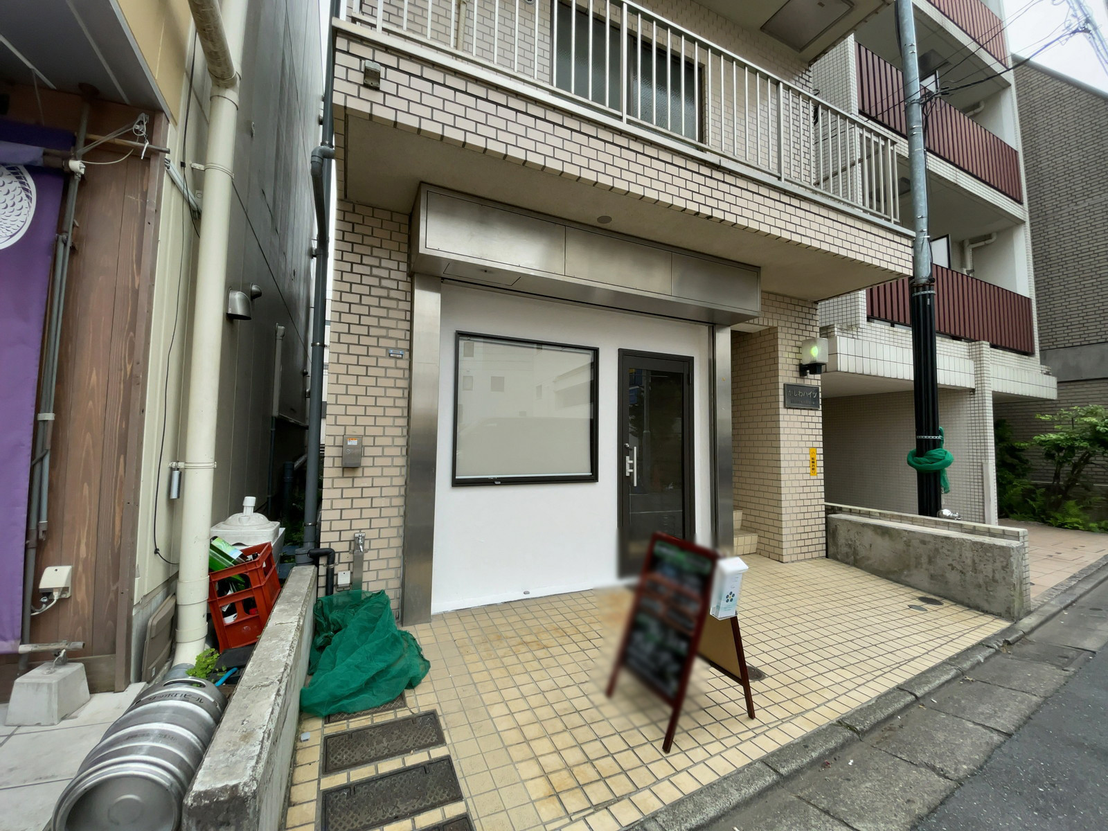 1階の飲食店