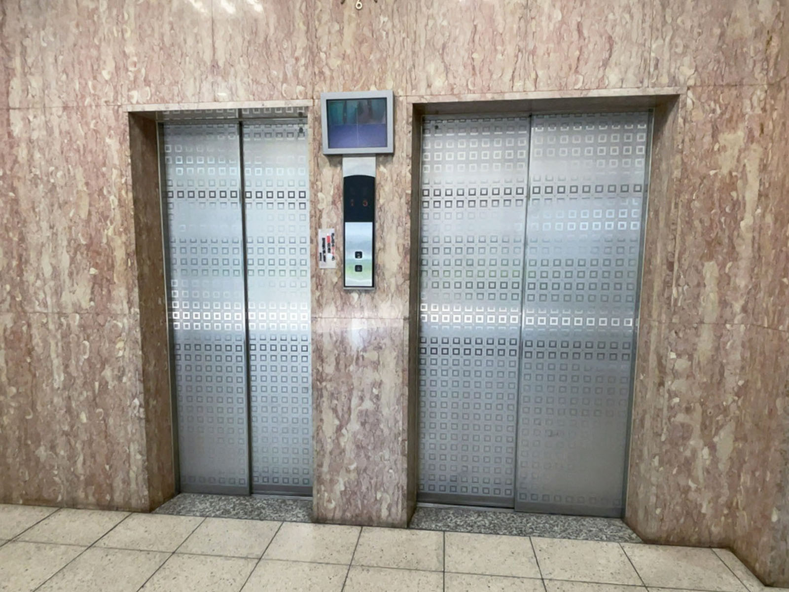 エレベーター