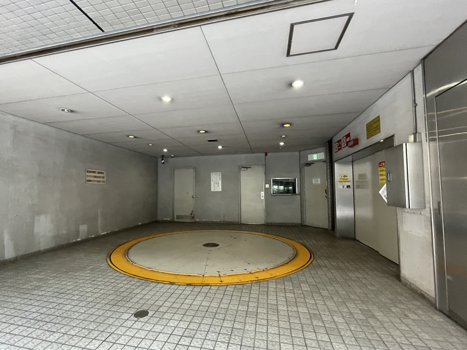 駐車場
