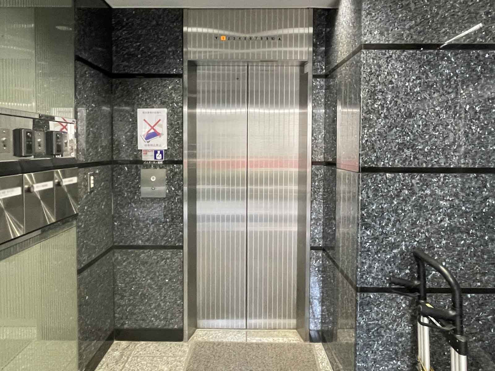 エレベーター