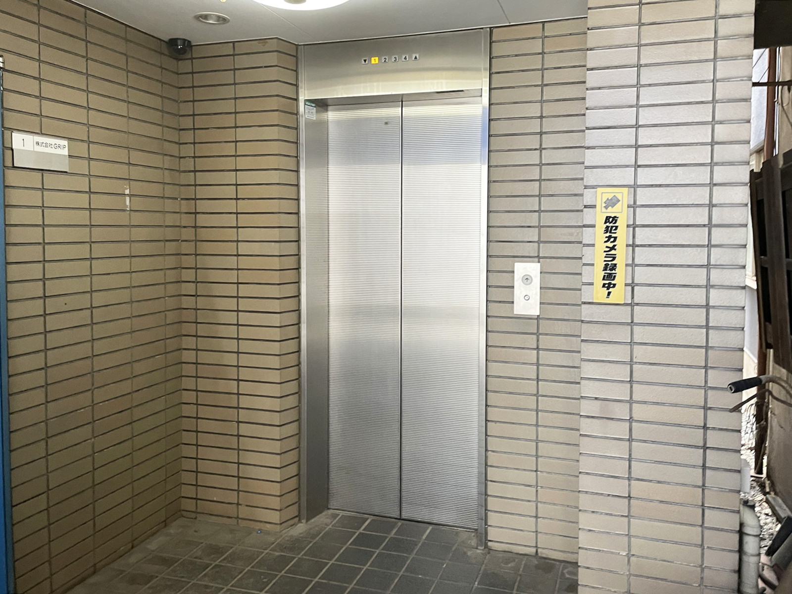 エレベーター