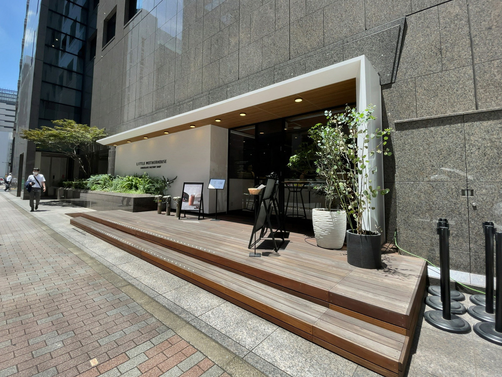 1階の飲食店