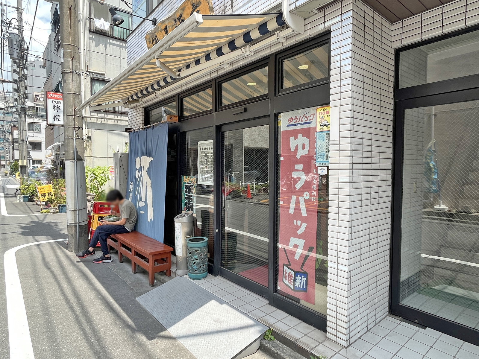 1階テナントの様子