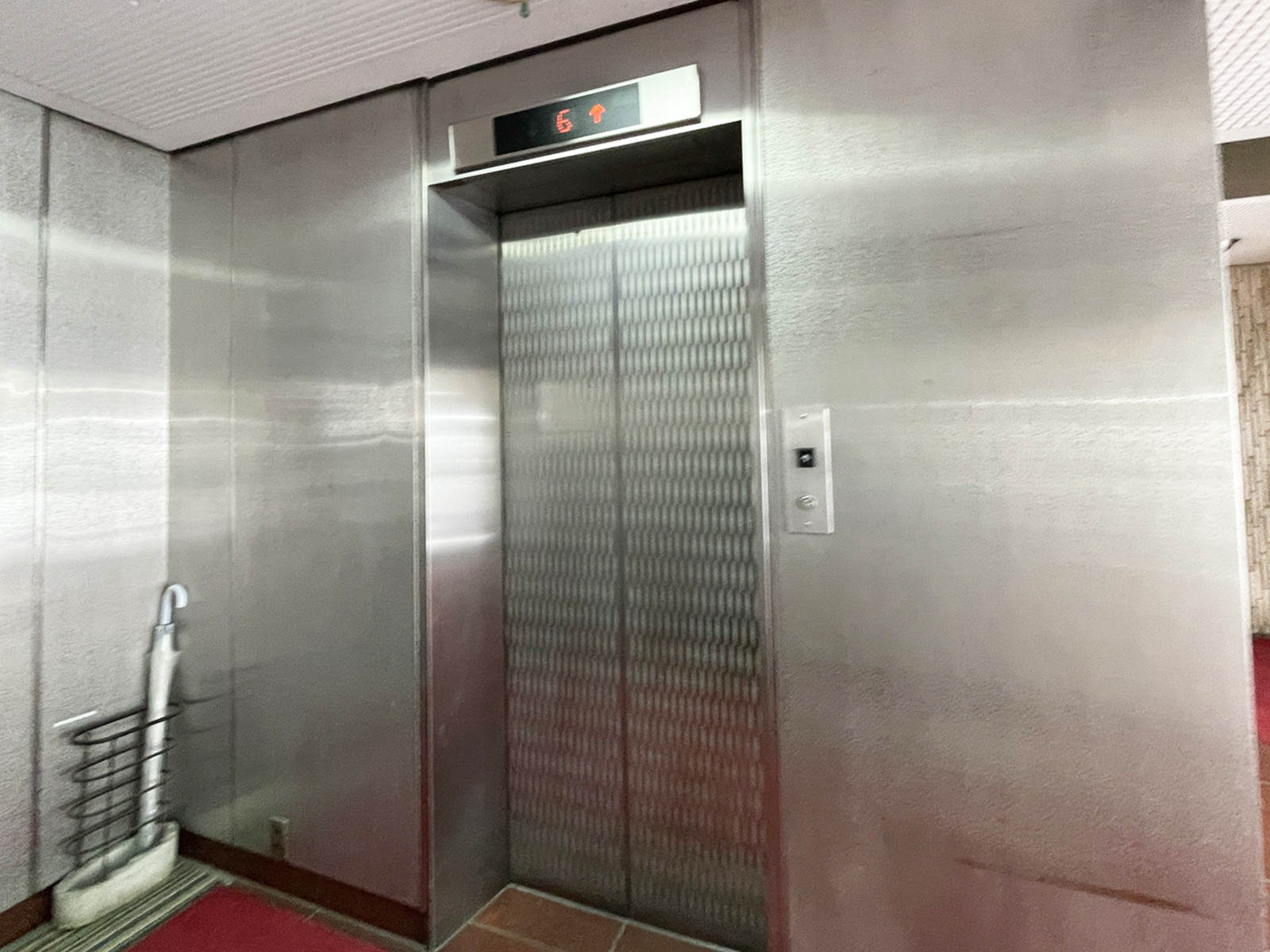 エレベーター