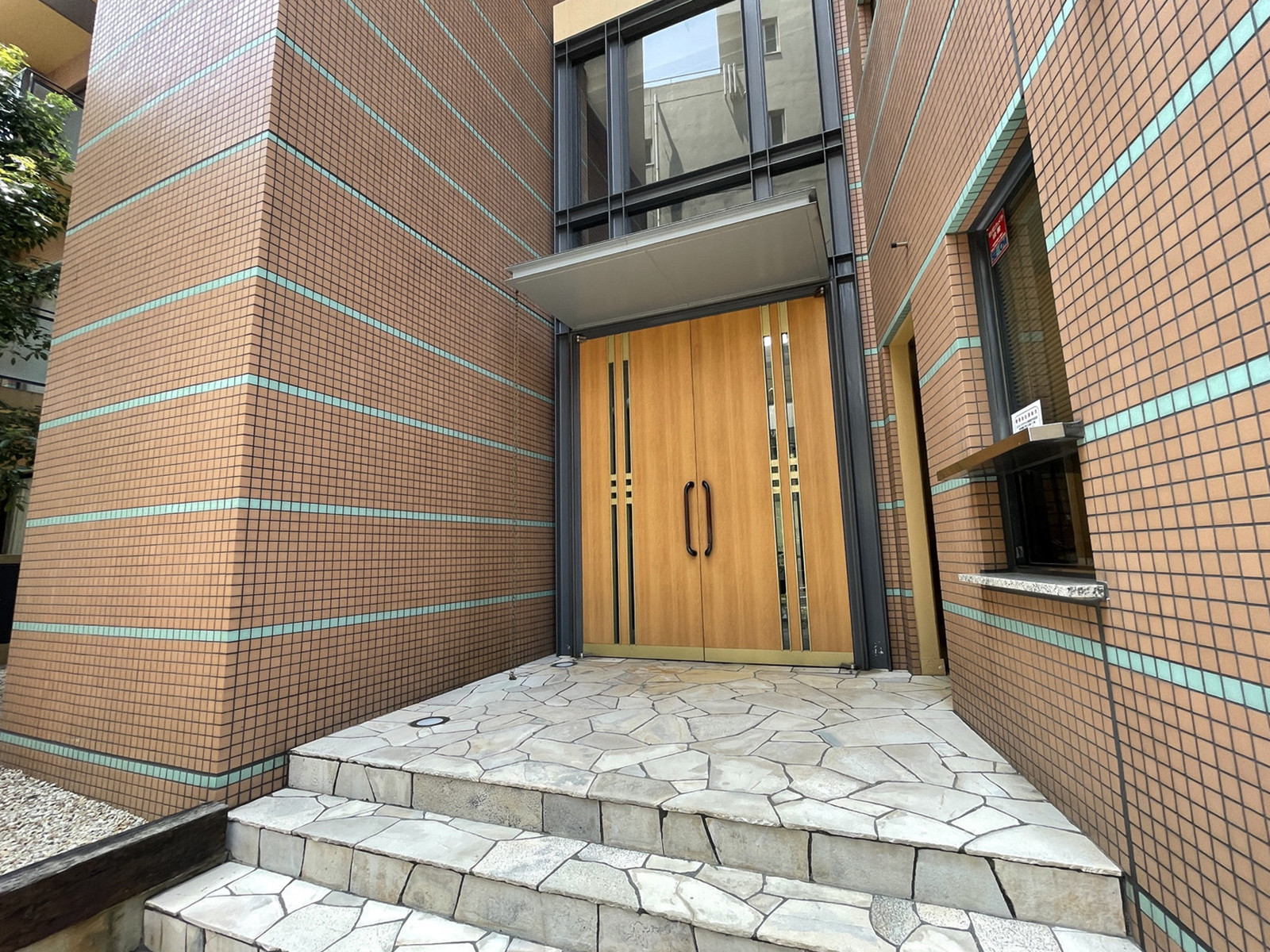 物件出入口