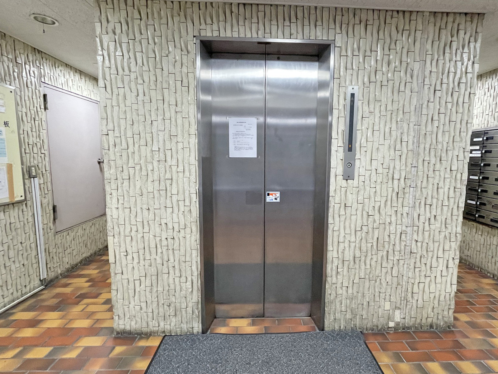 エレベーター