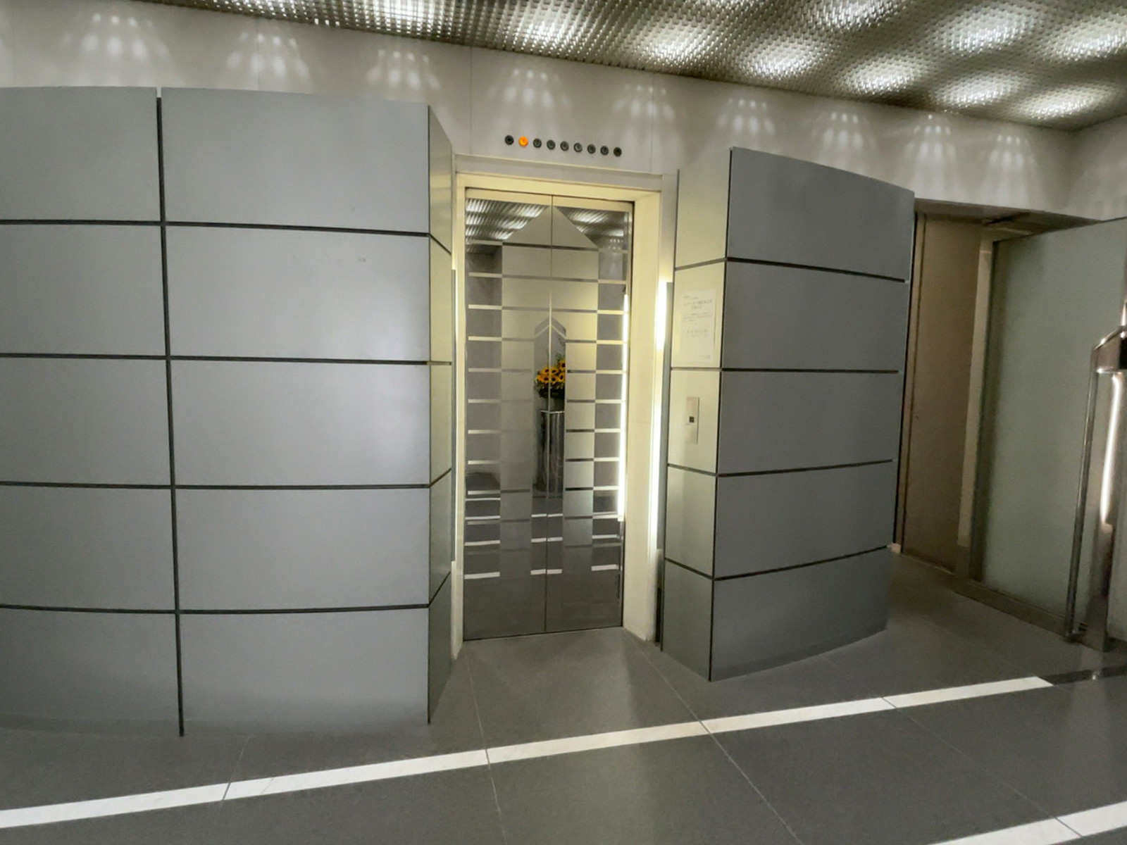 エレベーター