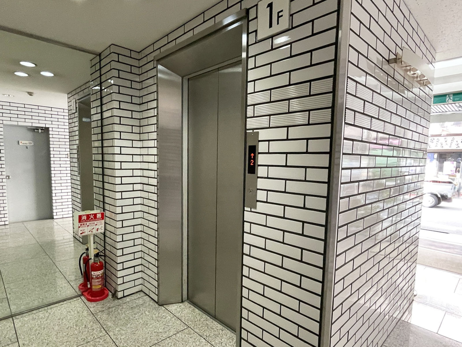 エレベーター