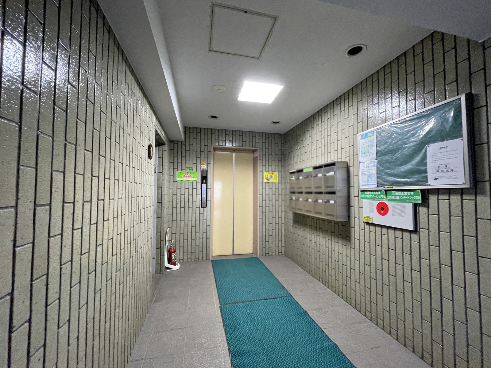 エントランス