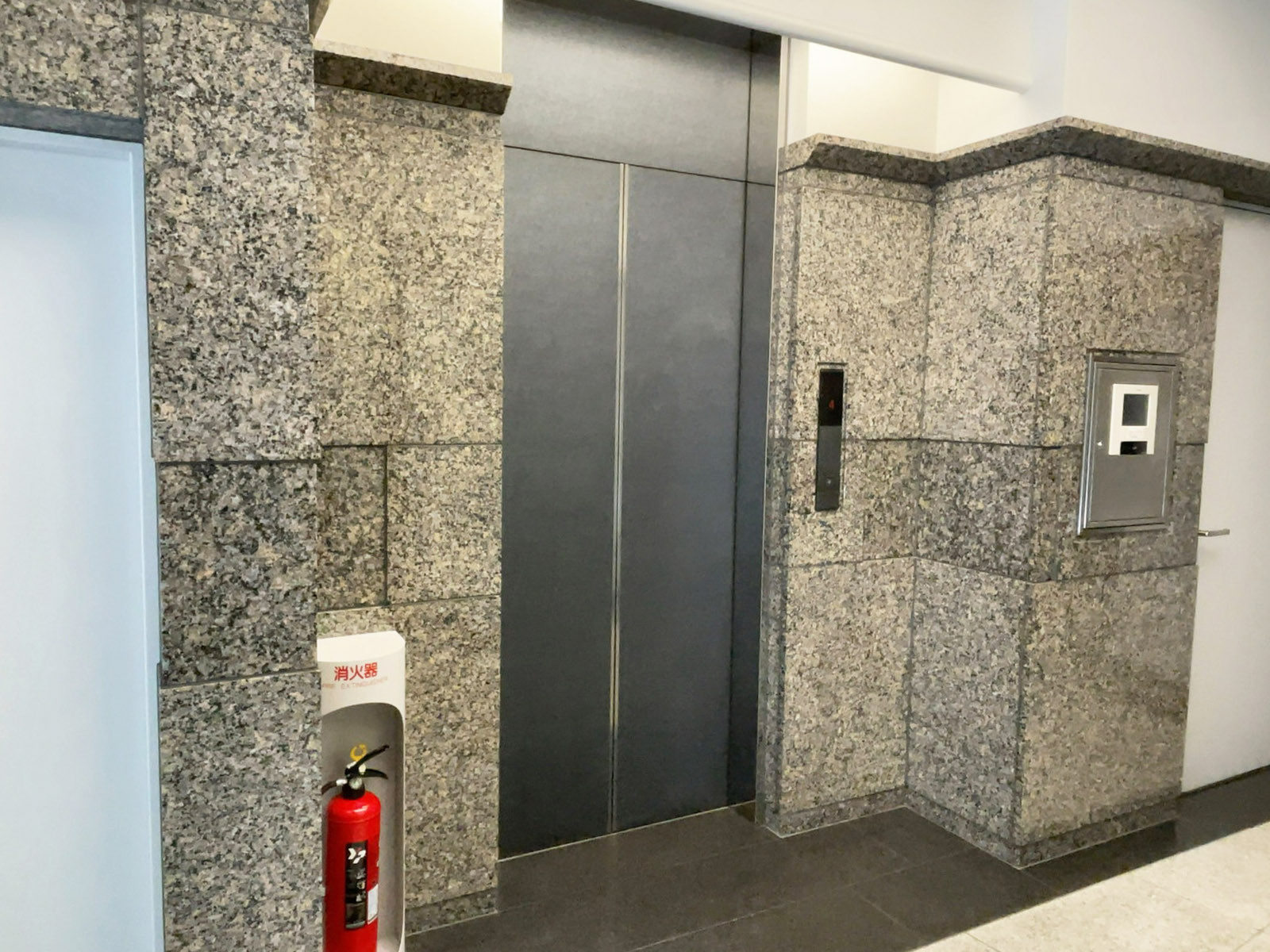 エレベーター