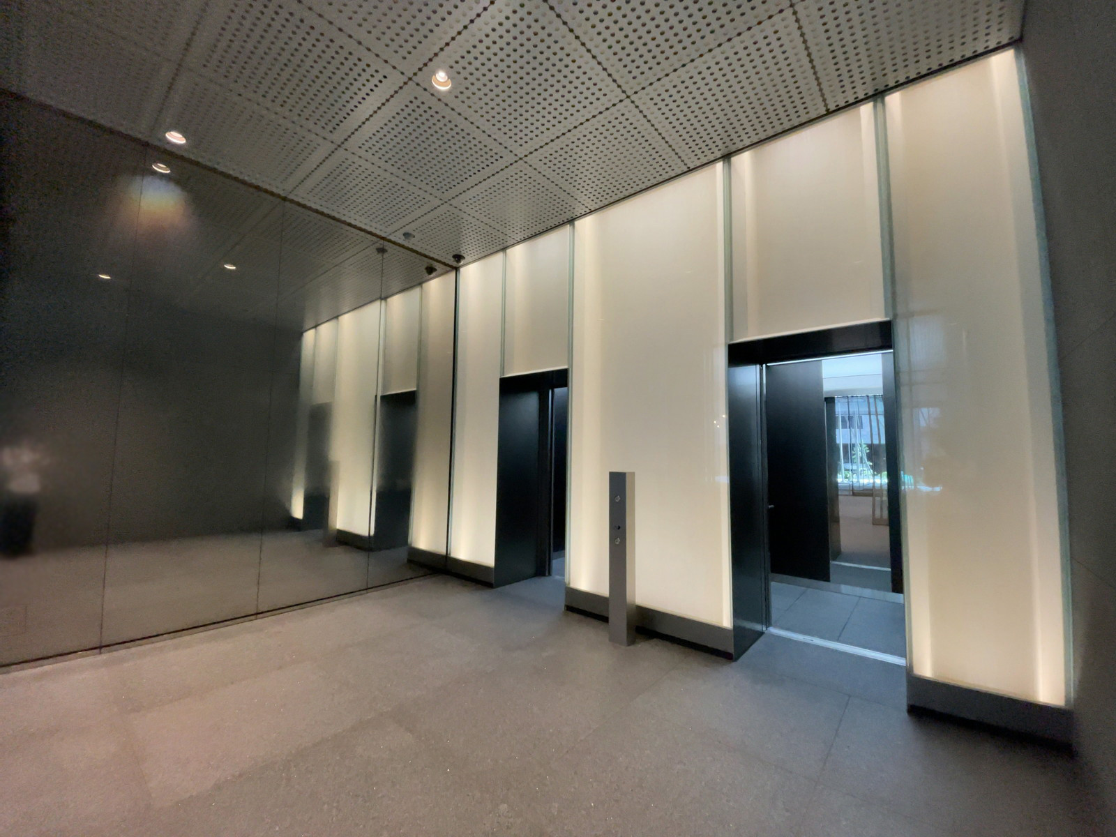 エレベーターホール