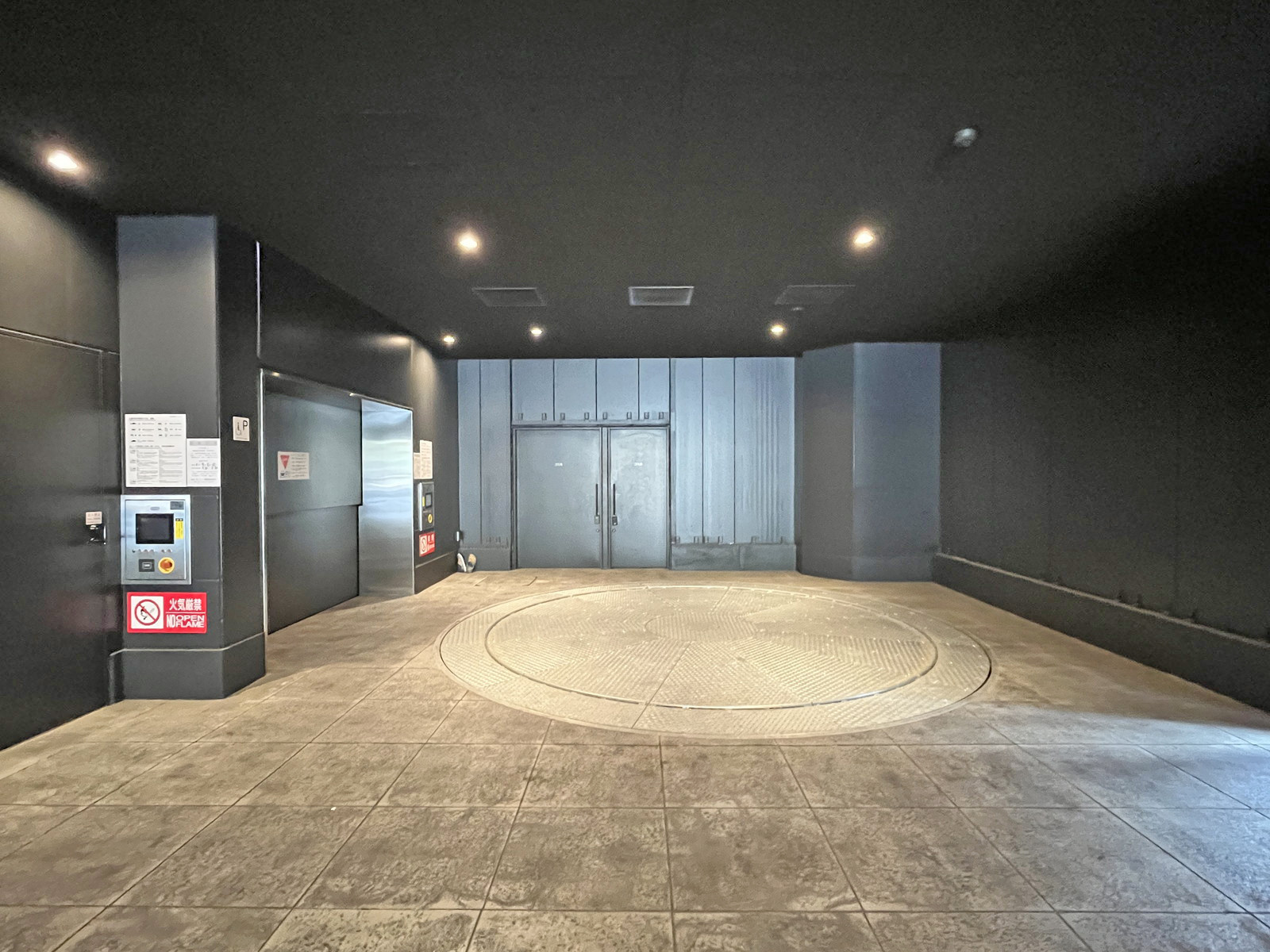 駐車場