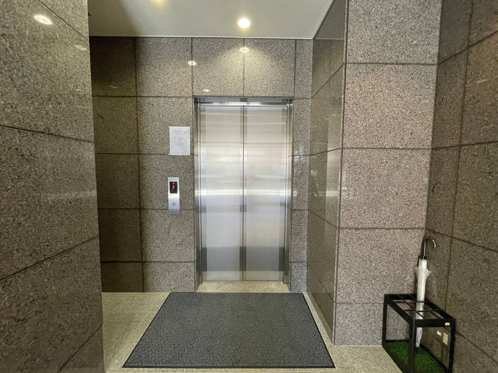 エレベーター