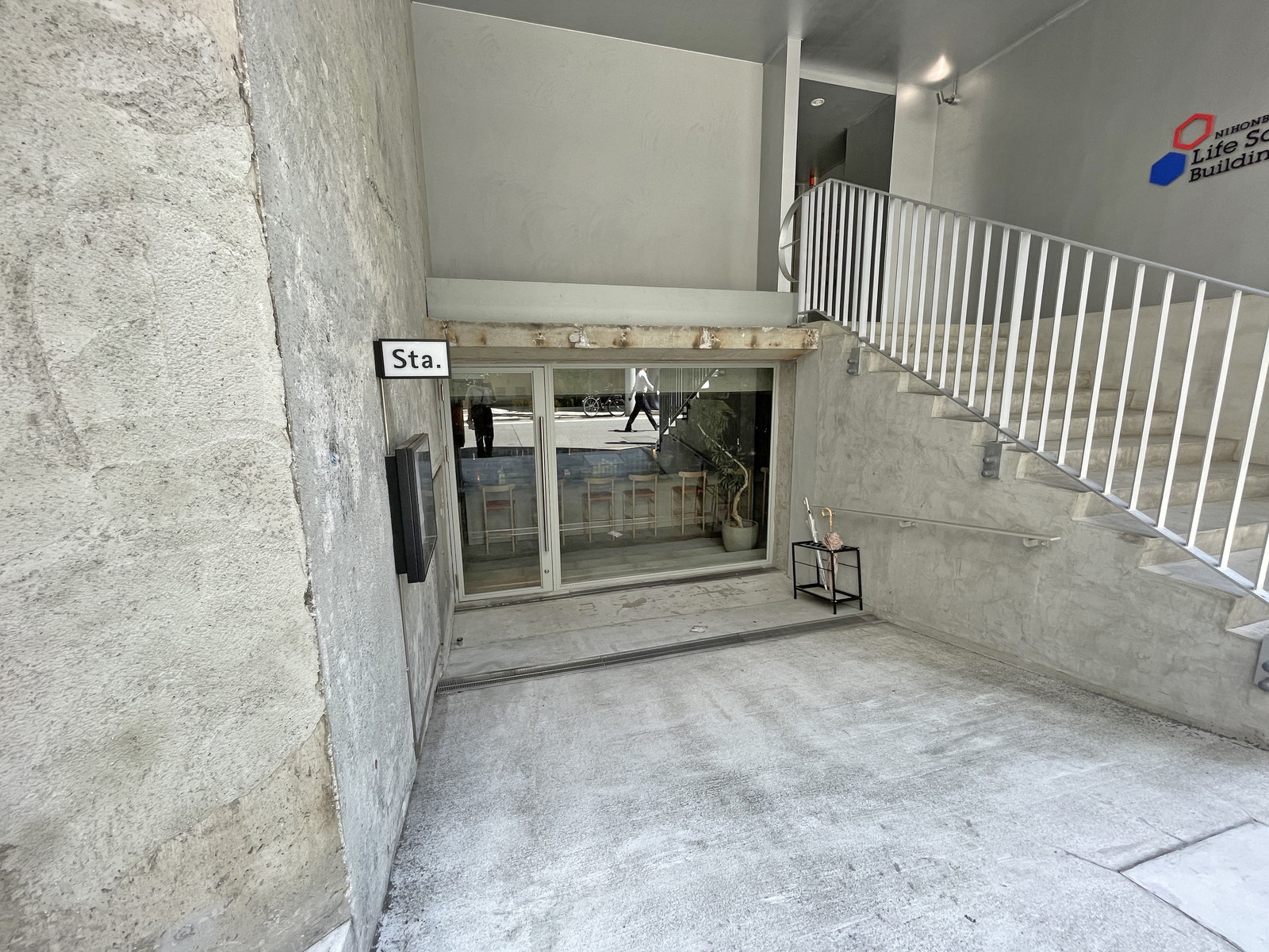 地下の店舗